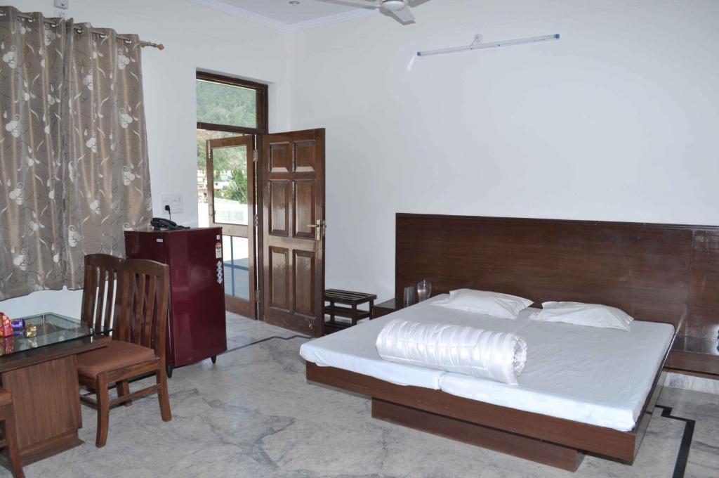 Shivanta Residency Hotel Rishīkesh Kamer foto