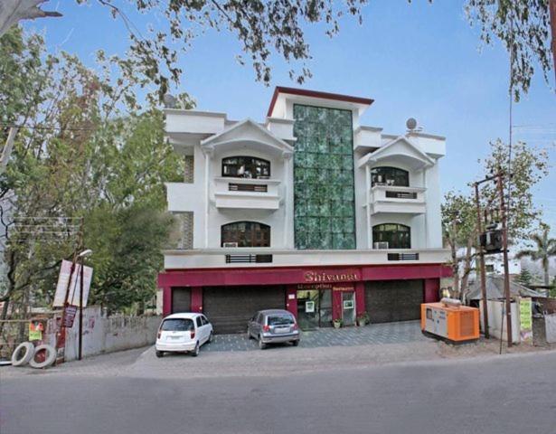 Shivanta Residency Hotel Rishīkesh Buitenkant foto