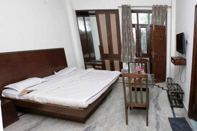 Shivanta Residency Hotel Rishīkesh Kamer foto